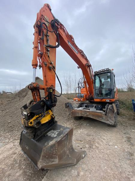 Doosan DX 160W-3 - מחפר גלגלים: תמונה 4 Doosan DX 160W-3 - מחפר גלגלים: תמונה 4