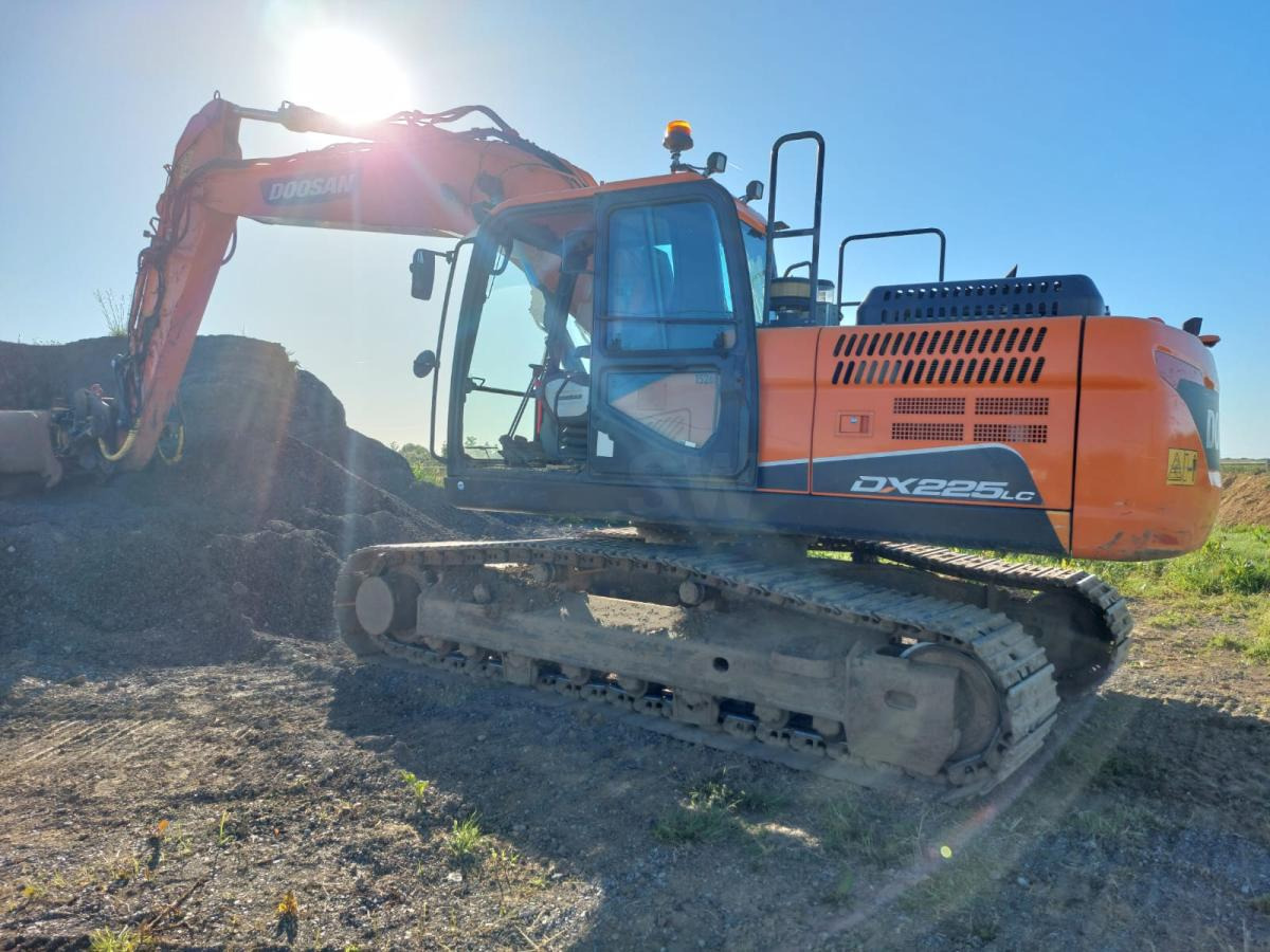 Doosan DX 225LC-5 - מחפר סורק: תמונה 2 Doosan DX 225LC-5 - מחפר סורק: תמונה 2