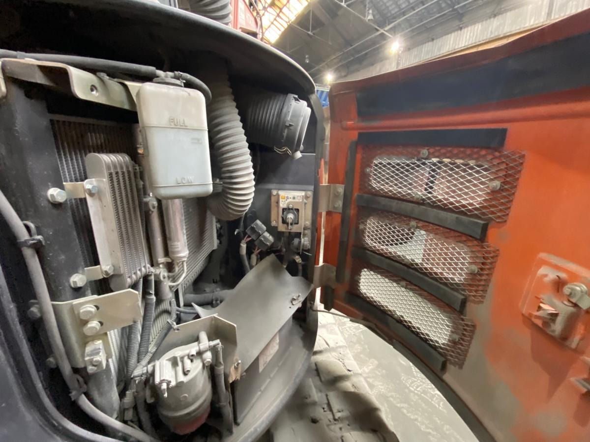 מיני מחפר Hitachi ZAXIS 55U-6 CLR: תמונה 15