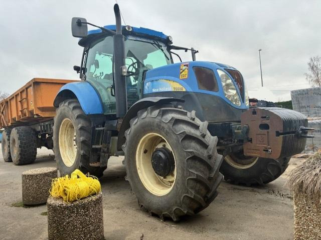 New Holland T 6080 - טרקטור חקלאי: תמונה 3 New Holland T 6080 - טרקטור חקלאי: תמונה 3