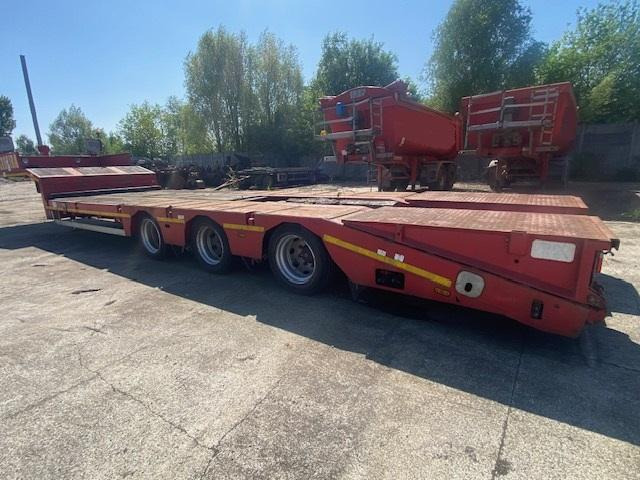 Trax 3 ESSIEUX - סמיטריילר עם מטען נמוך: תמונה 2 Trax 3 ESSIEUX - סמיטריילר עם מטען נמוך: תמונה 2