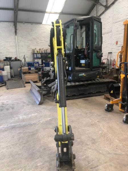 Yanmar AMX 50 - מיני מחפר: תמונה 1 Yanmar AMX 50 - מיני מחפר: תמונה 1