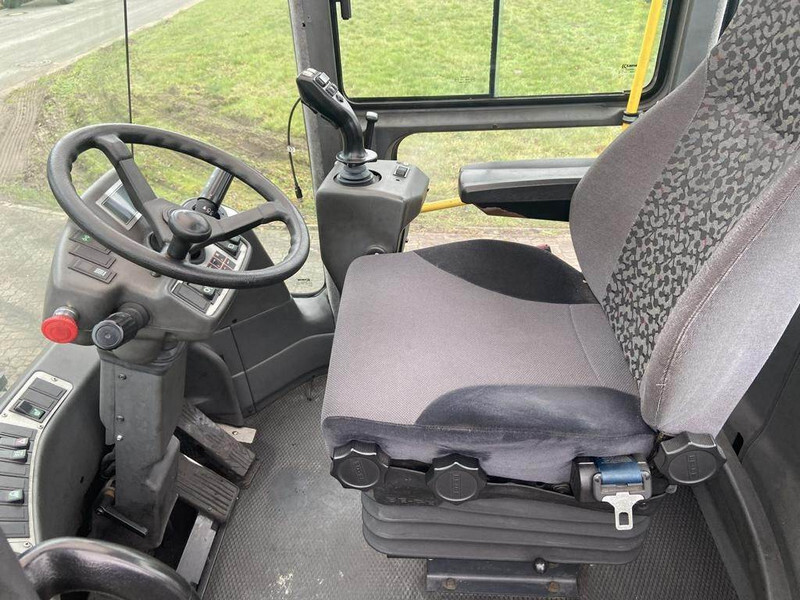 מלגזה חשמלית Kalmar ECF90-6: תמונה 10 מלגזה חשמלית Kalmar ECF90-6: תמונה 10