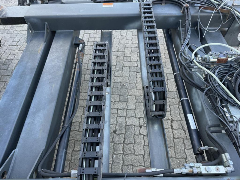 ציוד לטיפול בחומרים Kaup 10-20´ Variable Spreader: תמונה 9 ציוד לטיפול בחומרים Kaup 10-20´ Variable Spreader: תמונה 9