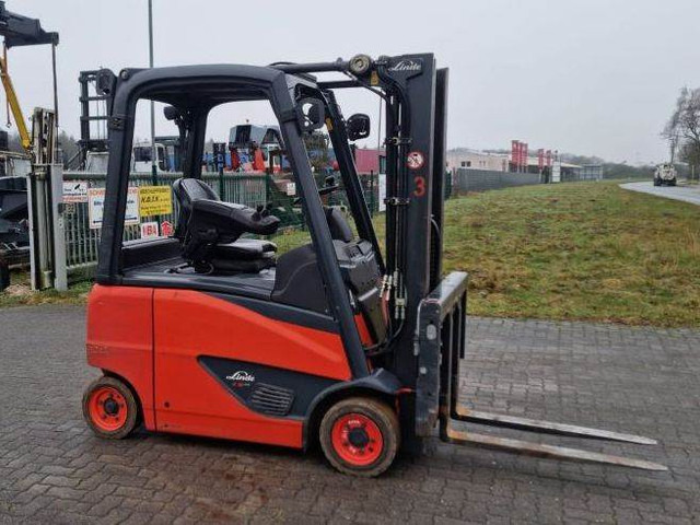 Linde E16PH - מלגזה חשמלית: תמונה 4 Linde E16PH - מלגזה חשמלית: תמונה 4
