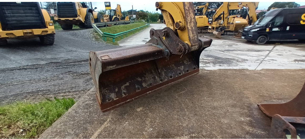 מחפר סורק CAT 303.5E CR: תמונה 11