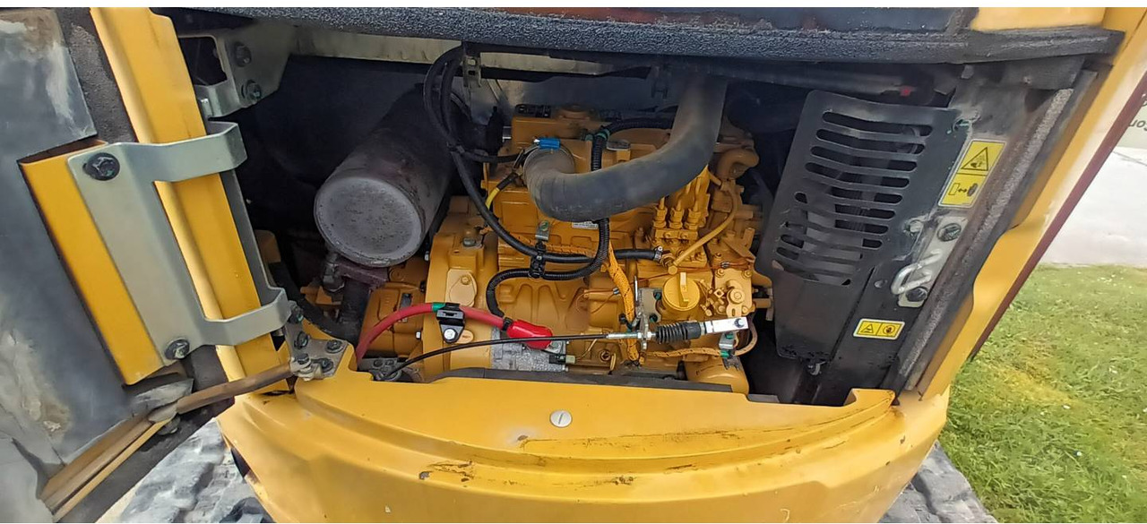מחפר סורק CAT 303.5E CR: תמונה 7