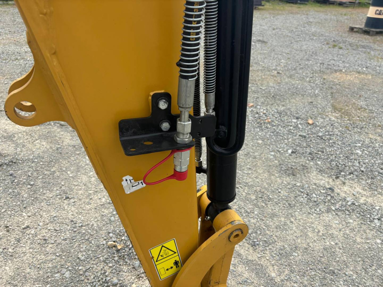 מחפר סורק CAT 305: תמונה 17