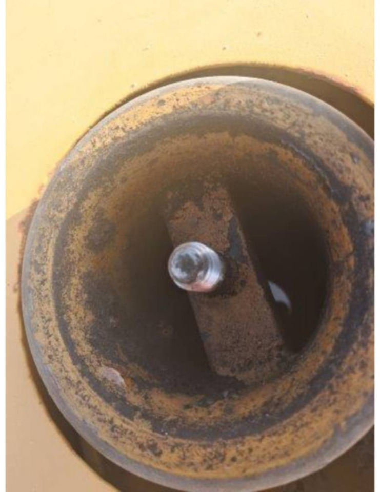 מגרד CAT 621F: תמונה 22