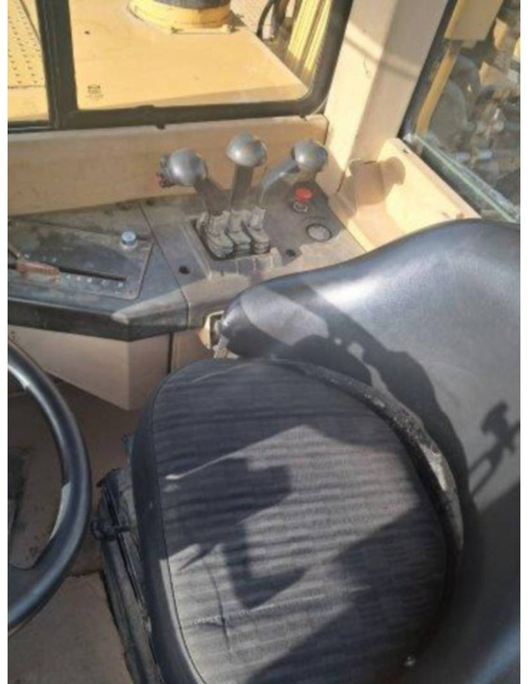 מגרד CAT 621F: תמונה 8