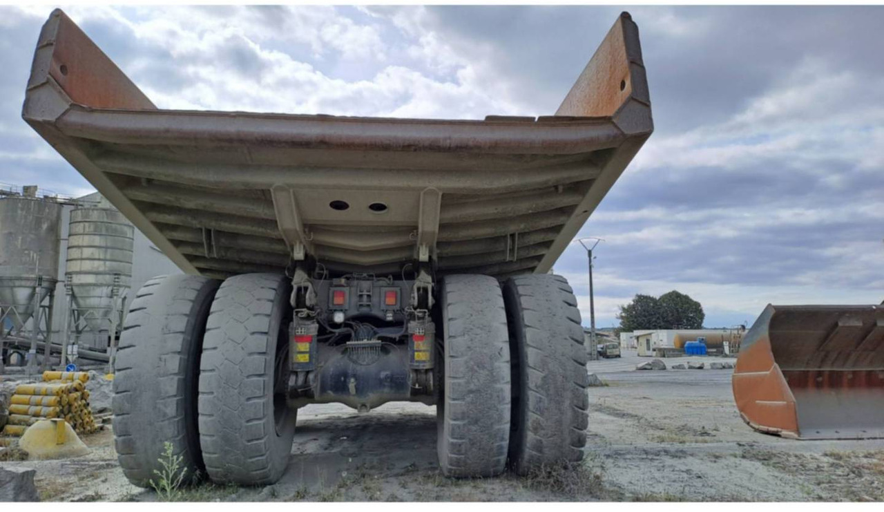 משאית סלעים/ מסיר פסולת קשיח CAT 777F: תמונה 8