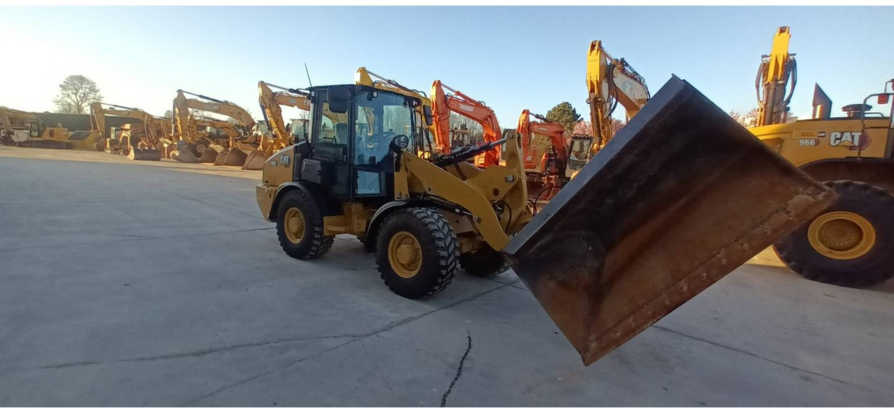 CAT 906 - מעמיס גלגלים: תמונה 2 CAT 906 - מעמיס גלגלים: תמונה 2