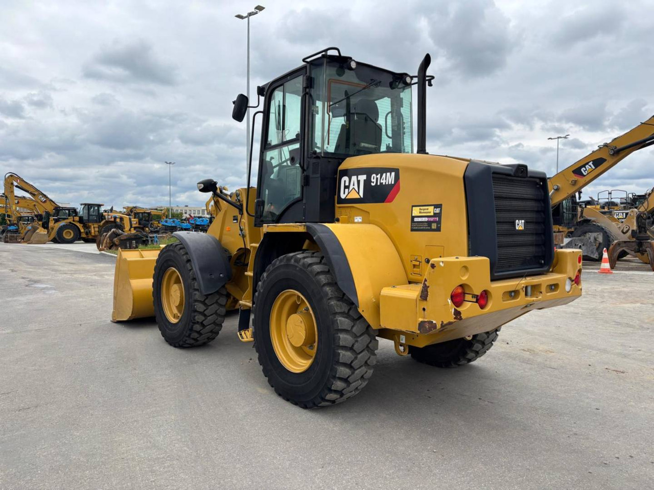 CAT 914M - מעמיס גלגלים: תמונה 3 CAT 914M - מעמיס גלגלים: תמונה 3