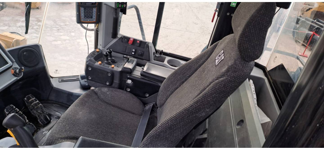 מעמיס גלגלים CAT 950M: תמונה 11