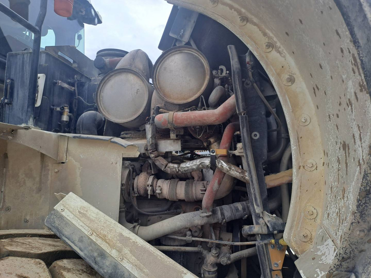 מעמיס גלגלים CAT 966M: תמונה 18