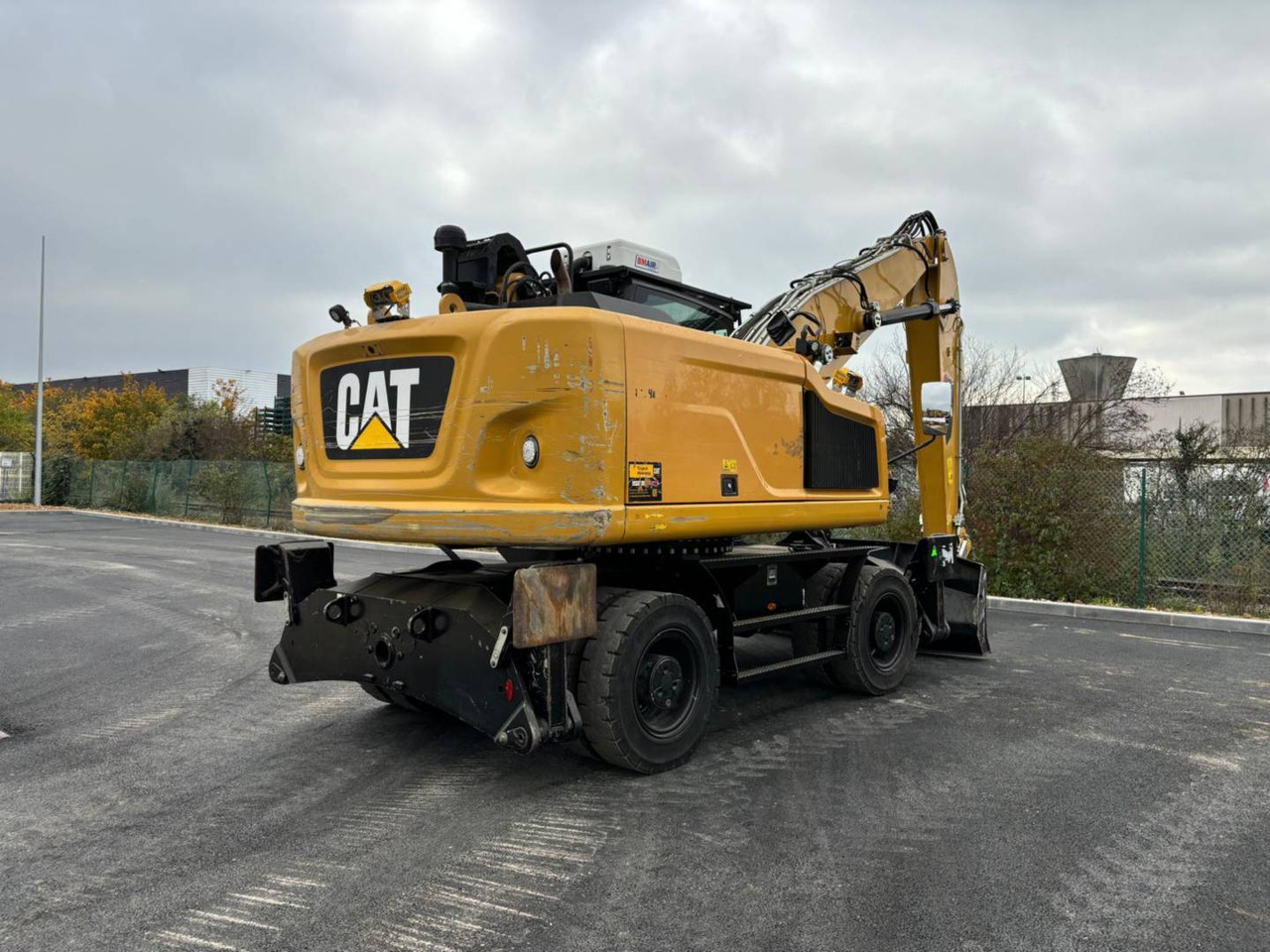 CAT MH3022-1 - מחפר גלגלים: תמונה 3 CAT MH3022-1 - מחפר גלגלים: תמונה 3