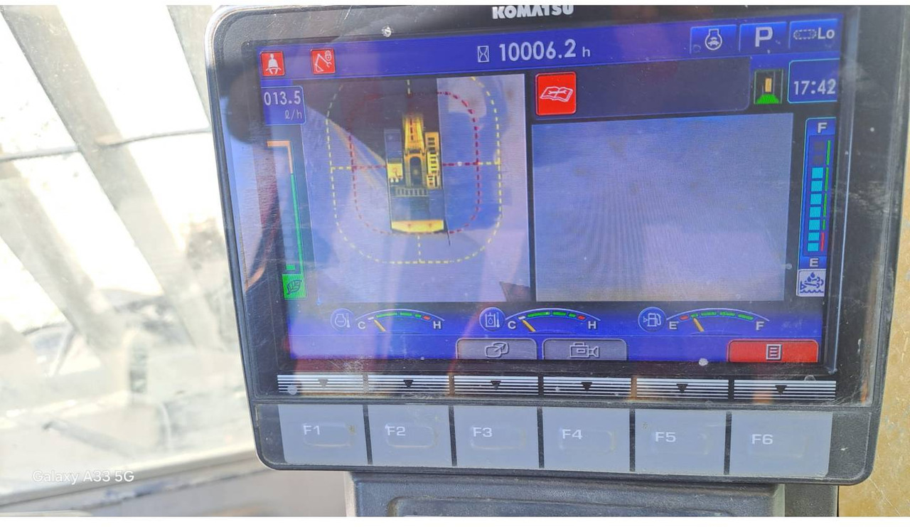 KOMATSU PC700LC - מחפר סורק: תמונה 5 KOMATSU PC700LC - מחפר סורק: תמונה 5