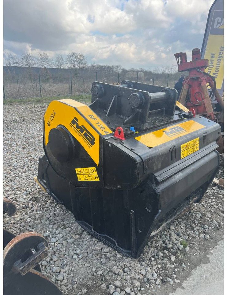 MB BF120/MB CRUSHER - דלי עבור מכונת בנייה: תמונה 2 MB BF120/MB CRUSHER - דלי עבור מכונת בנייה: תמונה 2