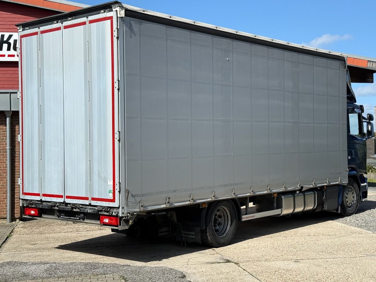 Scania G410 /4x2/Pritsche-Plane mit durchladbarem Anh. - משאית וילונות צד: תמונה 5 Scania G410 /4x2/Pritsche-Plane mit durchladbarem Anh. - משאית וילונות צד: תמונה 5