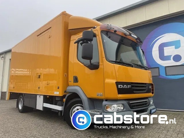 DAF LF 45.160 4x2 Euro 5 EEV - Year 2008 - Mobiele werkplaats - Bakwagen - Closed box - Km 268.123 - משאית תיבה: תמונה 1 DAF LF 45.160 4x2 Euro 5 EEV - Year 2008 - Mobiele werkplaats - Bakwagen - Closed box - Km 268.123 - משאית תיבה: תמונה 1