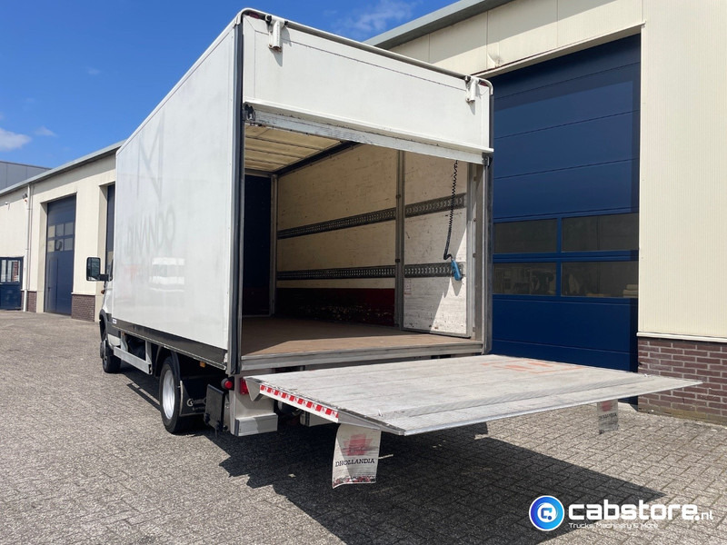 Iveco 40C 40C12 EURO 3 4x2 Bakwagen Euro 3 - Bouwjaar 2003 - APK tot 10-05-2026 -Handgeschakelde versnellingsbak - כלי רכב מסחרי עם תיבה: תמונה 4 Iveco 40C 40C12 EURO 3 4x2 Bakwagen Euro 3 - Bouwjaar 2003 - APK tot 10-05-2026 -Handgeschakelde versnellingsbak - כלי רכב מסחרי עם תיבה: תמונה 4