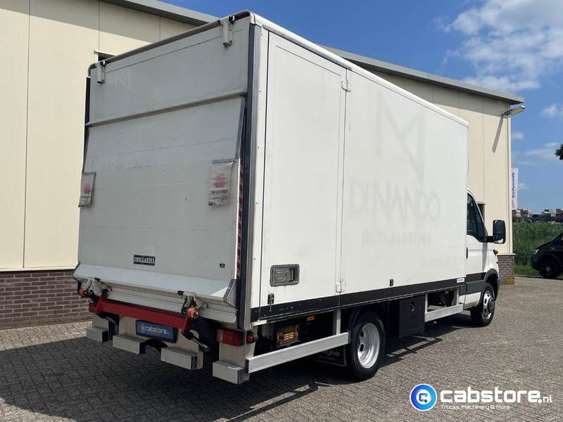 Iveco 40C 40C12 EURO 3 4x2 Bakwagen Euro 3 - Bouwjaar 2003 - APK tot 10-05-2026 -Handgeschakelde versnellingsbak - כלי רכב מסחרי עם תיבה: תמונה 3 Iveco 40C 40C12 EURO 3 4x2 Bakwagen Euro 3 - Bouwjaar 2003 - APK tot 10-05-2026 -Handgeschakelde versnellingsbak - כלי רכב מסחרי עם תיבה: תמונה 3