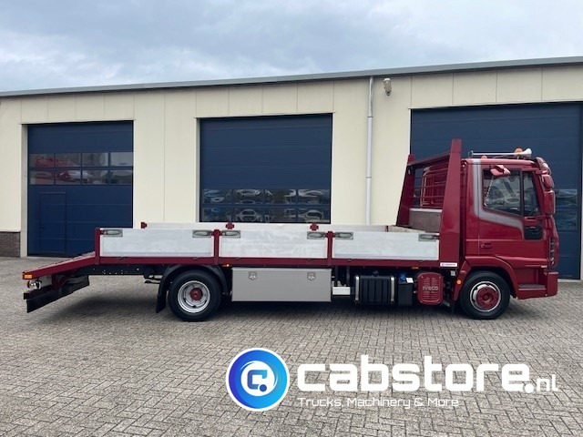 Iveco ML100E18 EEV Eurocargo - Machinetransporter- Oprijwagen - Laadvermogen 5350 kg - Bouwjaar 2012 - Handgeschakeld - Km 181.932 - APK tot 16-07-2026 !! - משאית הובלה אוטומטית: תמונה 5 Iveco ML100E18 EEV Eurocargo - Machinetransporter- Oprijwagen - Laadvermogen 5350 kg - Bouwjaar 2012 - Handgeschakeld - Km 181.932 - APK tot 16-07-2026 !! - משאית הובלה אוטומטית: תמונה 5