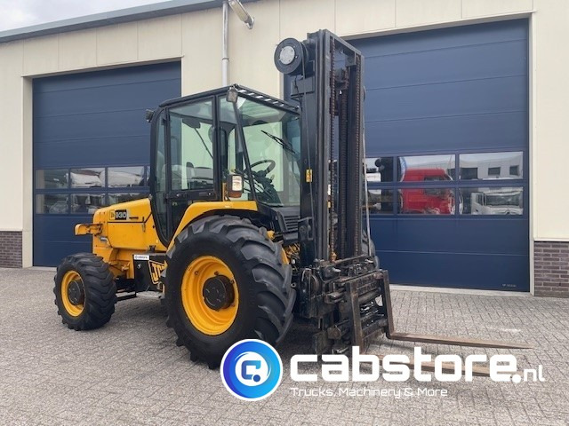JCB 930 Off-Road forklift - Ruwterrein heftruck -Bouwjaar 2008 - 4x4 - Side shift - Vorkverstelling - 550 cm hefhoogte - מלגזת שטח קשה: תמונה 2 JCB 930 Off-Road forklift - Ruwterrein heftruck -Bouwjaar 2008 - 4x4 - Side shift - Vorkverstelling - 550 cm hefhoogte - מלגזת שטח קשה: תמונה 2