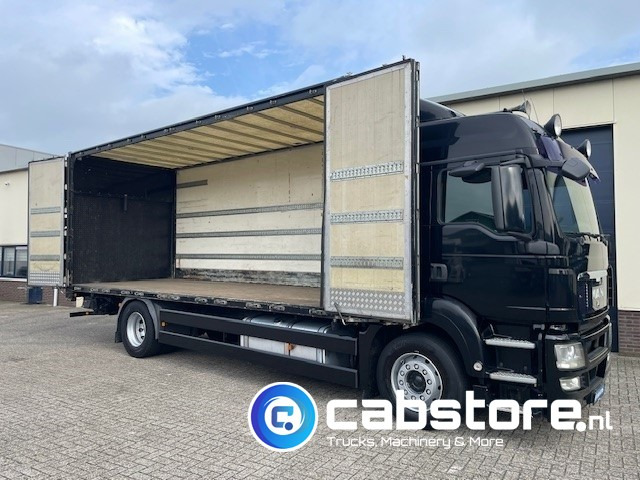 MAN TGS 18.360 4X2 BL Euro 4 - zijlader - Bouwjaar 2008 - Automaat - 2.000 kg laadklep - AHW koppeling - משאית תיבה: תמונה 5 MAN TGS 18.360 4X2 BL Euro 4 - zijlader - Bouwjaar 2008 - Automaat - 2.000 kg laadklep - AHW koppeling - משאית תיבה: תמונה 5
