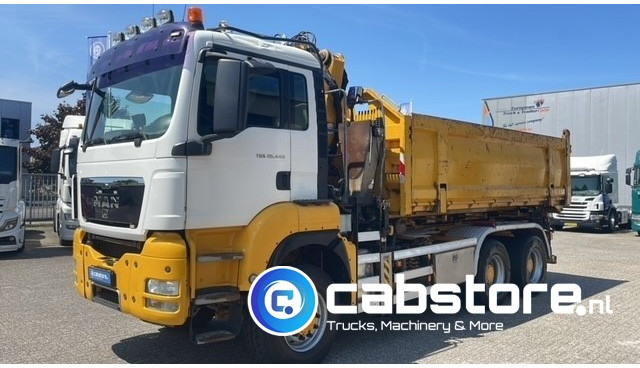 MAN TGS 26.440 6X6 BB EEV MAN TGS 26.440 Euro 5 EEV - 6X6 - Laadkraan - Kipper - Kabelsysteem - Bouwjaar 2010 - Km 657.509 - APK tot 22-11-2025 !! - מזהיר, משאית מנוף: תמונה 2 MAN TGS 26.440 6X6 BB EEV MAN TGS 26.440 Euro 5 EEV - 6X6 - Laadkraan - Kipper - Kabelsysteem - Bouwjaar 2010 - Km 657.509 - APK tot 22-11-2025 !! - מזהיר, משאית מנוף: תמונה 2