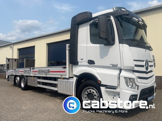 Mercedes-Benz ACTROS Mercedes Benz Actros 2642 6x2 Euro 6 oprijwagen - Machine transporter - Bouwjaar 2012 - Volledig luchtgeveerd - Hydraulische rampen - Liftas - APK 11- - משאית צד נופל/ שטוחה: תמונה 1 Mercedes-Benz ACTROS Mercedes Benz Actros 2642 6x2 Euro 6 oprijwagen - Machine transporter - Bouwjaar 2012 - Volledig luchtgeveerd - Hydraulische rampen - Liftas - APK 11- - משאית צד נופל/ שטוחה: תמונה 1