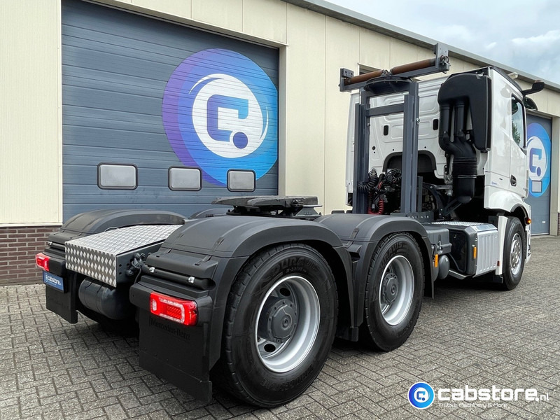 Mercedes-Benz Actros 3363 6x4 SLT Euro 6 3363 6x4 SLT Euro 6 - Zwaartransport - Heavy Load - Schwertransporte - 140 Ton - Year 2024 - Km 35.788 !! - Turbo Retarder Clutch - LIKE NEW !! - יחידת טרקטור: תמונה 4 Mercedes-Benz Actros 3363 6x4 SLT Euro 6 3363 6x4 SLT Euro 6 - Zwaartransport - Heavy Load - Schwertransporte - 140 Ton - Year 2024 - Km 35.788 !! - Turbo Retarder Clutch - LIKE NEW !! - יחידת טרקטור: תמונה 4