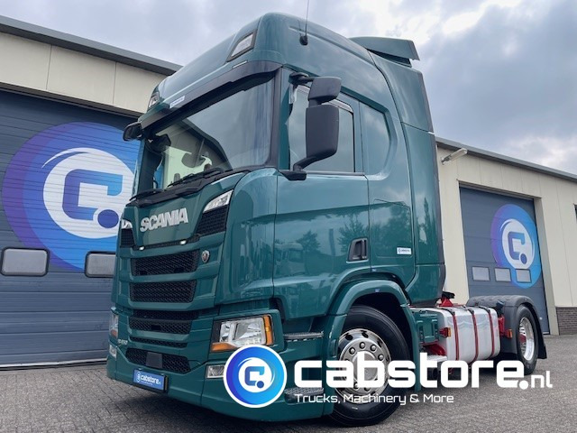 Scania R450 Scania R450 A4X2NA Euro 6 - RETARDER - Highline - Year 2017 - PTO prepared - Km 823.732 - Good condition! - יחידת טרקטור: תמונה 1 Scania R450 Scania R450 A4X2NA Euro 6 - RETARDER - Highline - Year 2017 - PTO prepared - Km 823.732 - Good condition! - יחידת טרקטור: תמונה 1