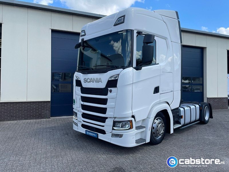 Scania S410 A 4x2 EB Euro 6 - MEGA VOLUME - RETARDER - Bouwjaar 2018 - S-Highline - Km 822.505 - Differentieelslot - יחידת טרקטור: תמונה 1 Scania S410 A 4x2 EB Euro 6 - MEGA VOLUME - RETARDER - Bouwjaar 2018 - S-Highline - Km 822.505 - Differentieelslot - יחידת טרקטור: תמונה 1