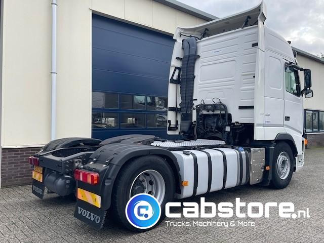 Volvo FH 400 4X2 Euro 5 - VEB+ Brake - Globetrotter - I-Shift - 2 tanks - Bouwjaar 2007 - Km 1.097.798 - יחידת טרקטור: תמונה 4 Volvo FH 400 4X2 Euro 5 - VEB+ Brake - Globetrotter - I-Shift - 2 tanks - Bouwjaar 2007 - Km 1.097.798 - יחידת טרקטור: תמונה 4