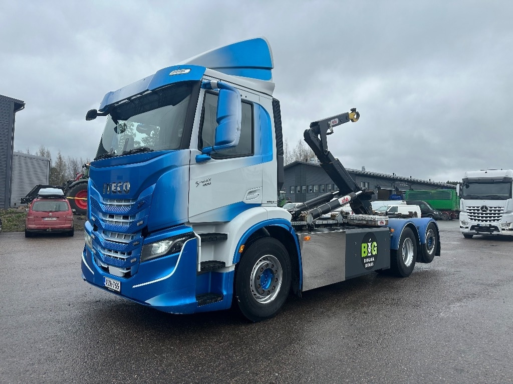 Iveco AD 260S40 Y/FS CNG - משאית הרמת וו: תמונה 1 Iveco AD 260S40 Y/FS CNG - משאית הרמת וו: תמונה 1