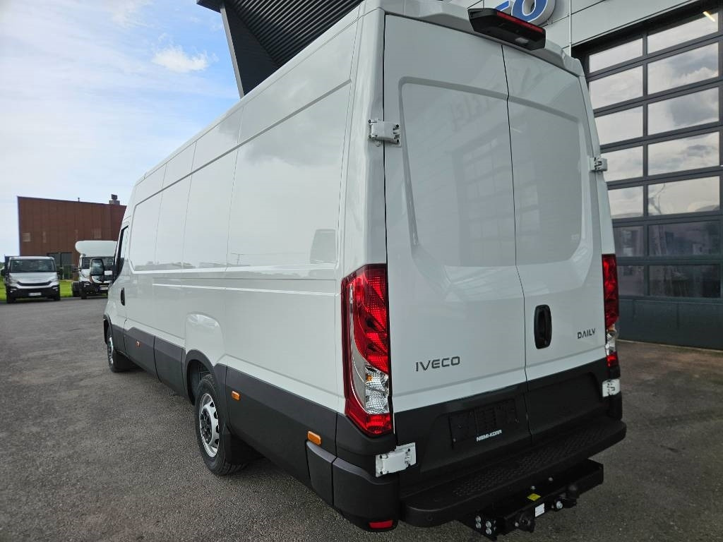Iveco Daily 35S16A8 - כלי רכב מסחרי עם לוח: תמונה 4 Iveco Daily 35S16A8 - כלי רכב מסחרי עם לוח: תמונה 4