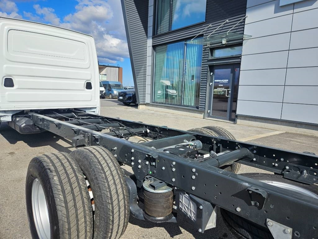 Iveco Daily 72C18A8 D Airpro 2+4 - כלי רכב מסחרי: תמונה 5 Iveco Daily 72C18A8 D Airpro 2+4 - כלי רכב מסחרי: תמונה 5