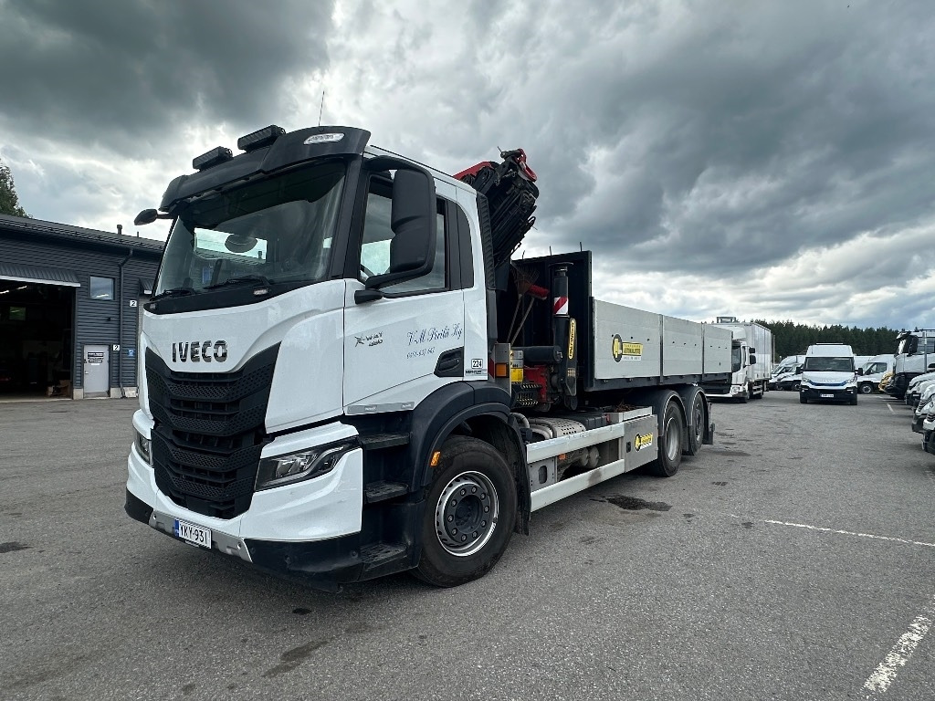 Iveco S-Way AD 260S48 - משאית מנוף: תמונה 1 Iveco S-Way AD 260S48 - משאית מנוף: תמונה 1