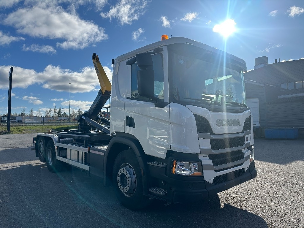 Scania P 360 - משאית הרמת וו: תמונה 2 Scania P 360 - משאית הרמת וו: תמונה 2