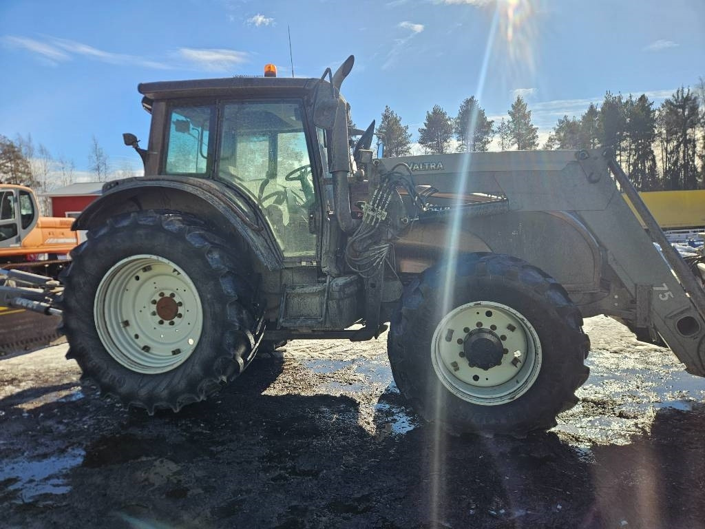 Valtra T171 - טרקטור חקלאי: תמונה 5 Valtra T171 - טרקטור חקלאי: תמונה 5