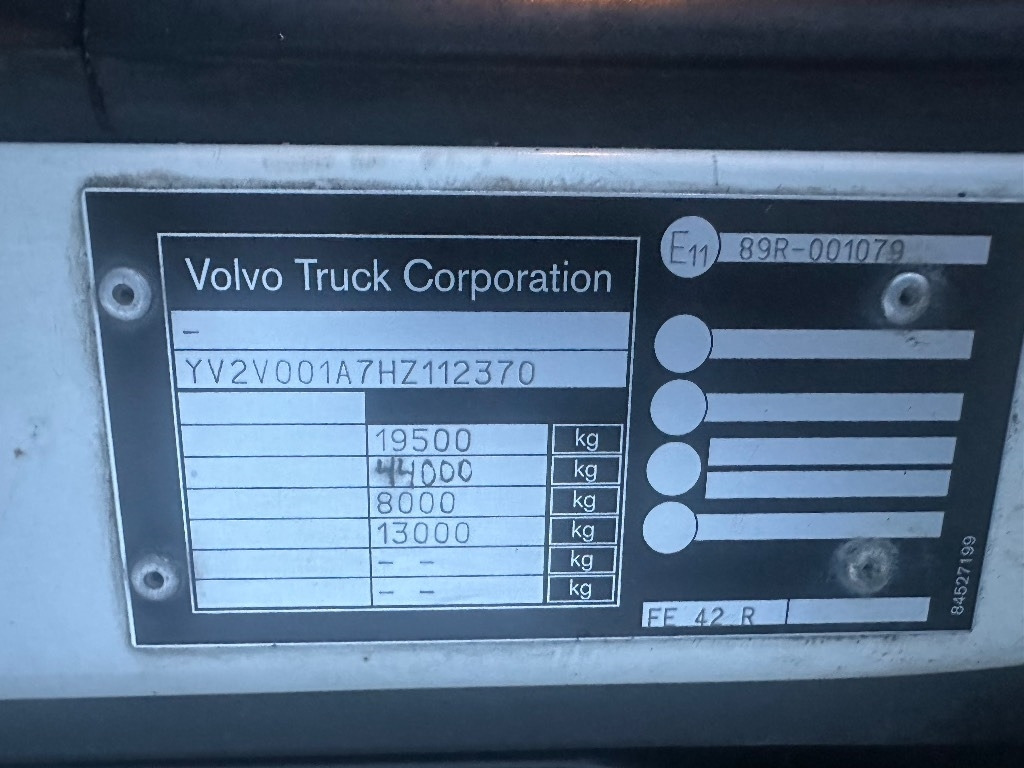 Volvo FE 320 - משאית תיבה: תמונה 2 Volvo FE 320 - משאית תיבה: תמונה 2