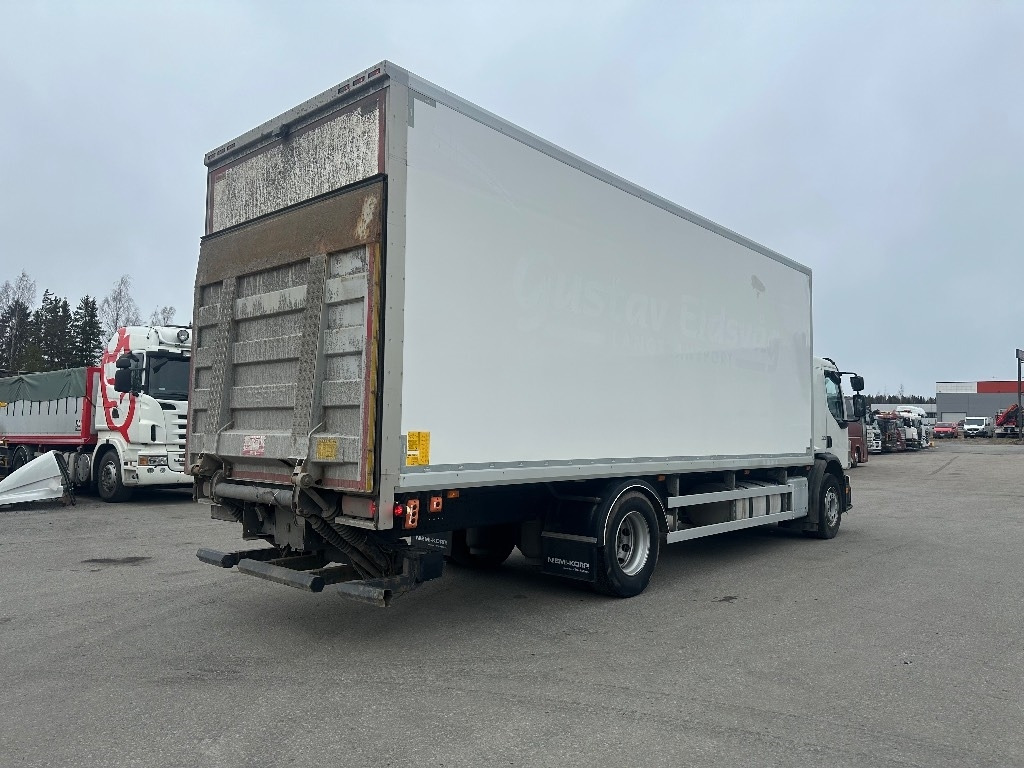 משאית תיבה Volvo FE 320: תמונה 6