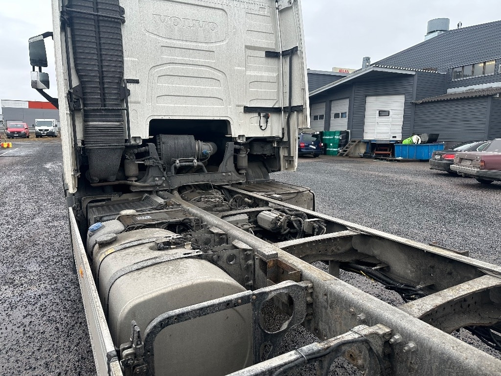 Volvo FH13 540 6x2*4 - משאית עם שלדת תא: תמונה 5 Volvo FH13 540 6x2*4 - משאית עם שלדת תא: תמונה 5