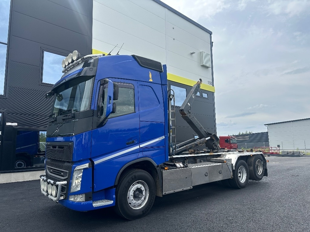 Volvo FH13 540 6x2 Manuaali - משאית הרמת וו: תמונה 1 Volvo FH13 540 6x2 Manuaali - משאית הרמת וו: תמונה 1