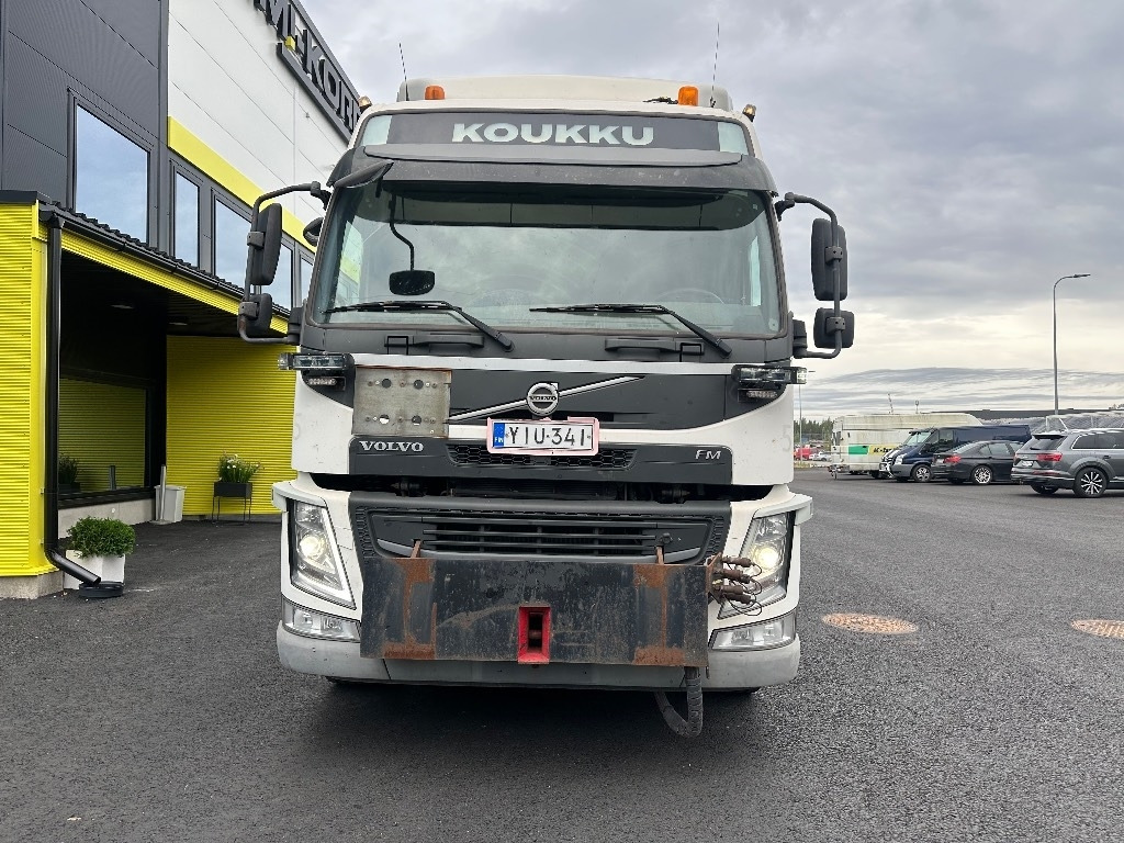 Volvo FM 13 6x2 auravarustuksella! - יחידת טרקטור: תמונה 2 Volvo FM 13 6x2 auravarustuksella! - יחידת טרקטור: תמונה 2