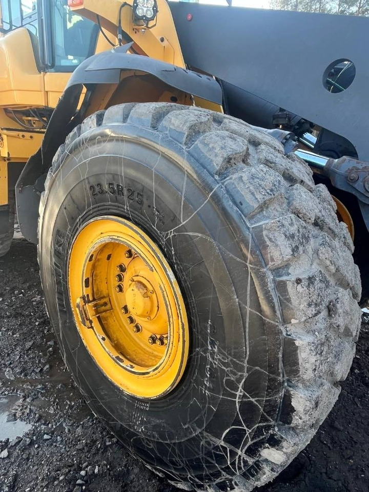 Volvo L 110 F - מעמיס גלגלים: תמונה 4 Volvo L 110 F - מעמיס גלגלים: תמונה 4