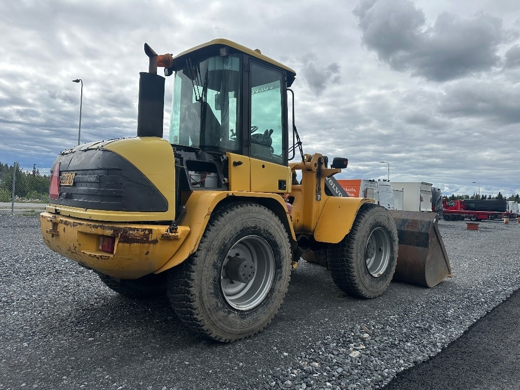 Volvo L45B 4X4 /245 - מעמיס גלגלים: תמונה 3 Volvo L45B 4X4 /245 - מעמיס גלגלים: תמונה 3