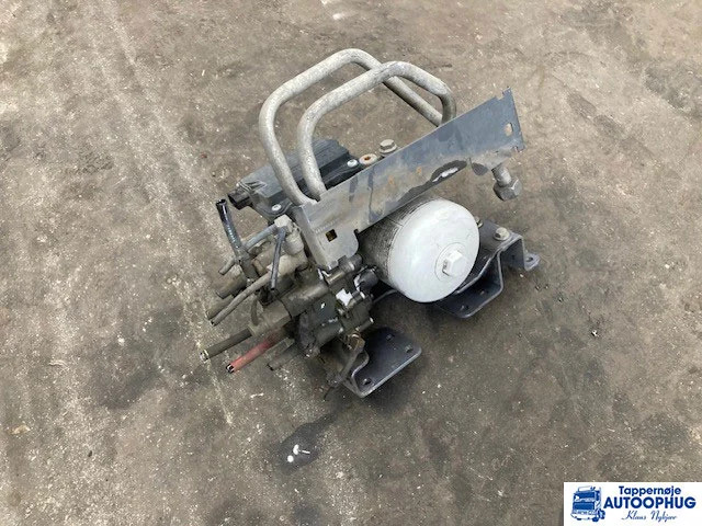 DAF air dryer – DAF 2330096 - מערכת חשמל עבור משאית: תמונה 1 DAF air dryer – DAF 2330096 - מערכת חשמל עבור משאית: תמונה 1