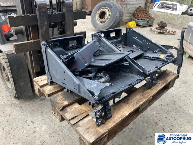 Scania Batterikasse Scania 2577204 / 2536278 - גוף וחלק חיצוני עבור משאית: תמונה 2 Scania Batterikasse Scania 2577204 / 2536278 - גוף וחלק חיצוני עבור משאית: תמונה 2